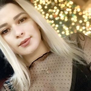 Meet your Posher, Veronica